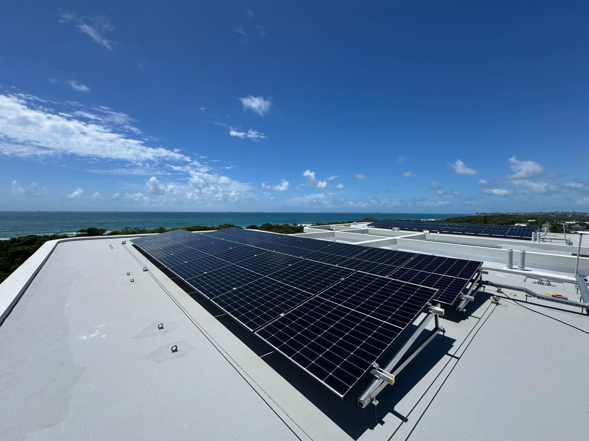 Rooftop solar install by OneAU Energy